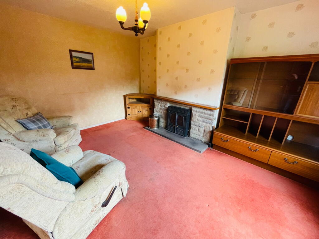 House in Huddersfield - View 4