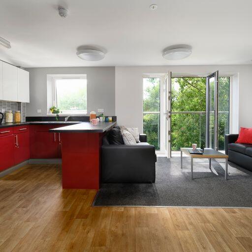 Main image of property: 6 bed student flat all ensuite all inclusive, £194 pppw, joint or individual contracts