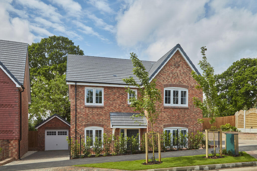 Main image of property: Northaw Road East,
Cuffley,
Hertfordshire,
EN6 4RD
