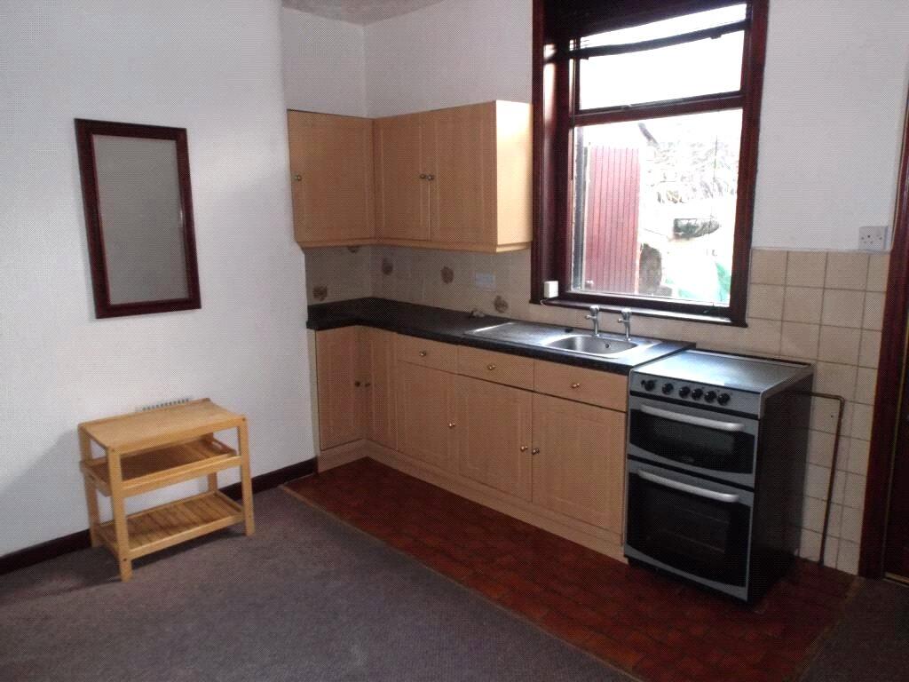Selborne Street, Blackburn, BB2 photo 4