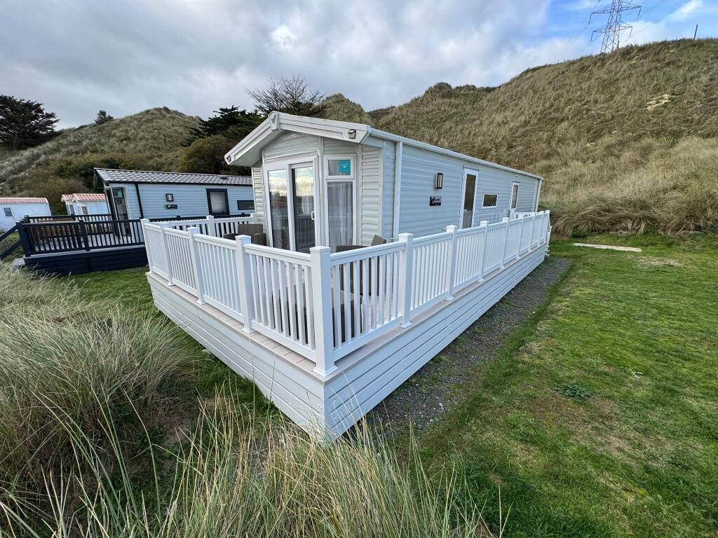 2-bed caravan on Longbrook, Loggans Road, Hayle, Cornwall, TR27, £64,995