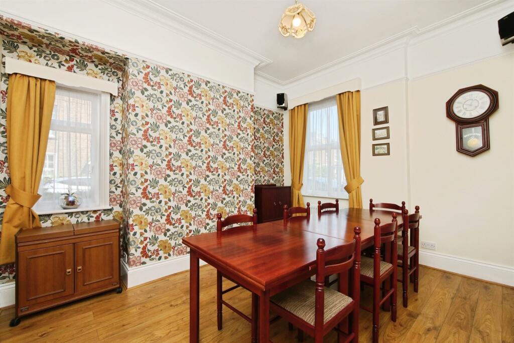 House in York - View 3