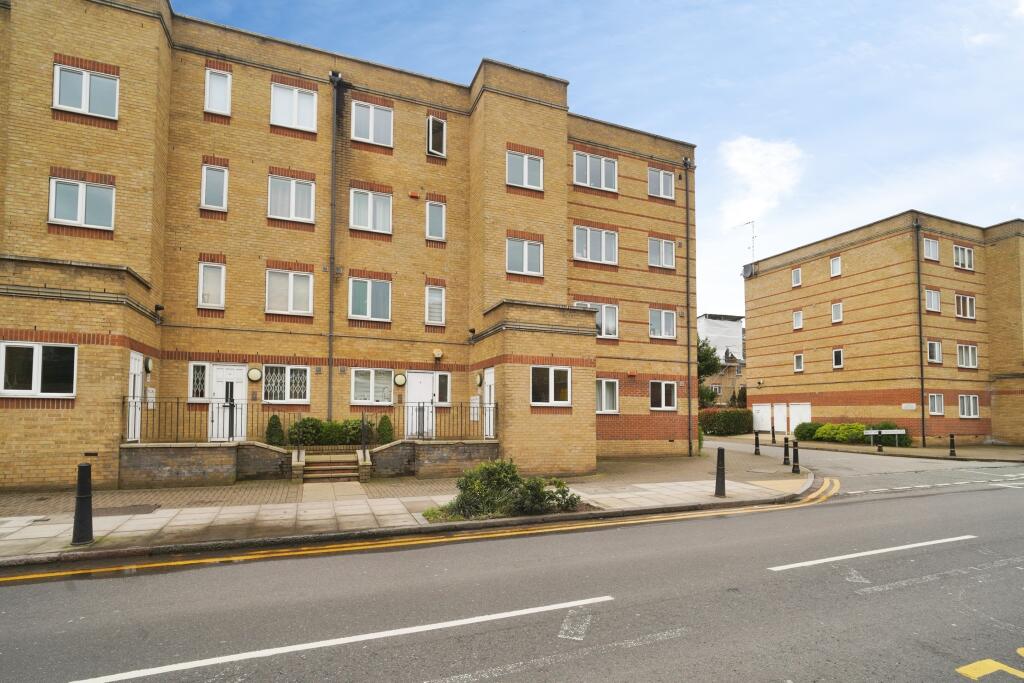 Main image of property: Westferry Road, London, E14