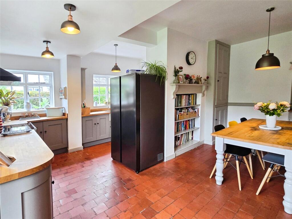 Weston Lane, Oswestry, Shropshire, SY11 - View 4