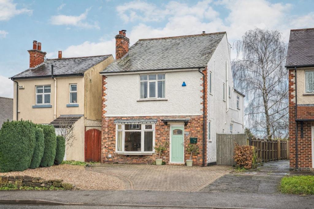 Main image of property: The Hollow, Littleover, Derby