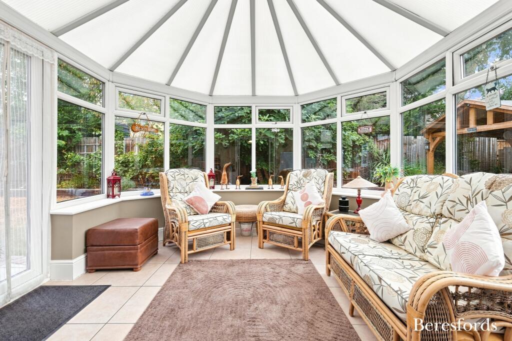 House in Chelmsford, Moulsham - More