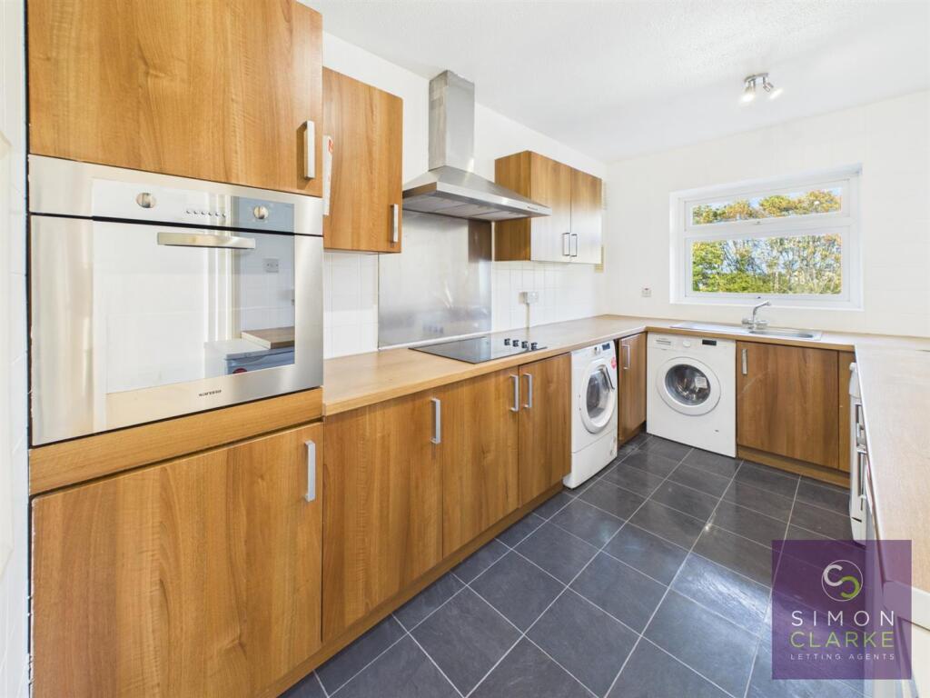 Apartment in London - View 2