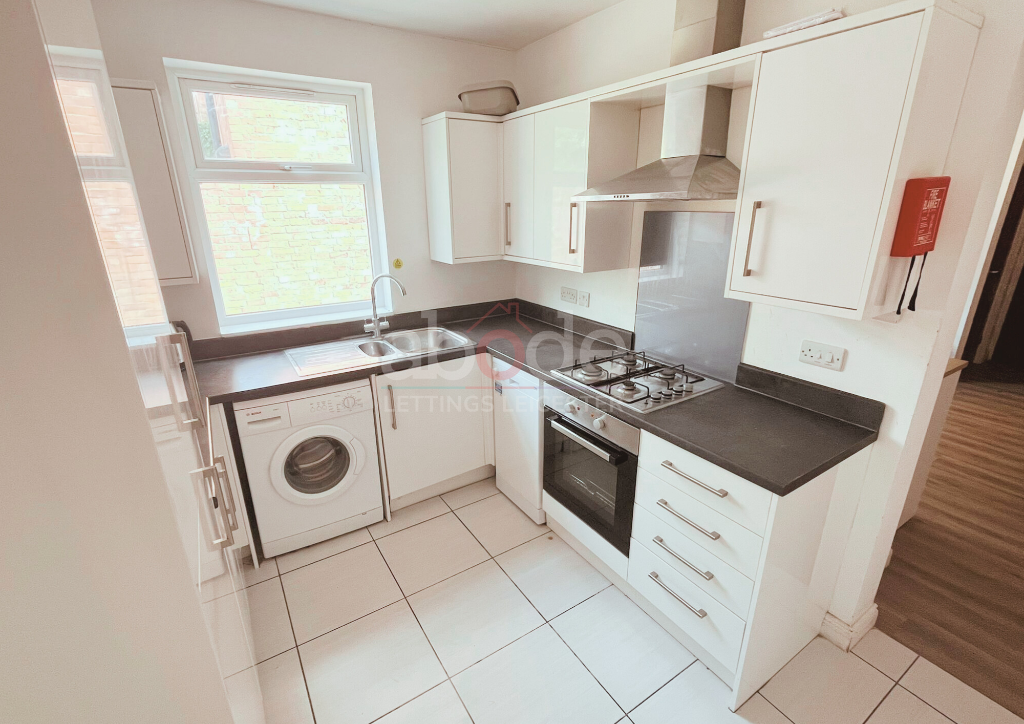 House in Leicester - View 4
