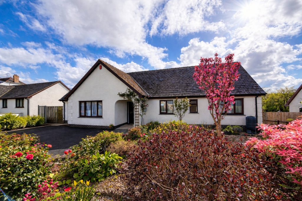 Main image of property: Temple Bar, Felinfach, Lampeter, SA48