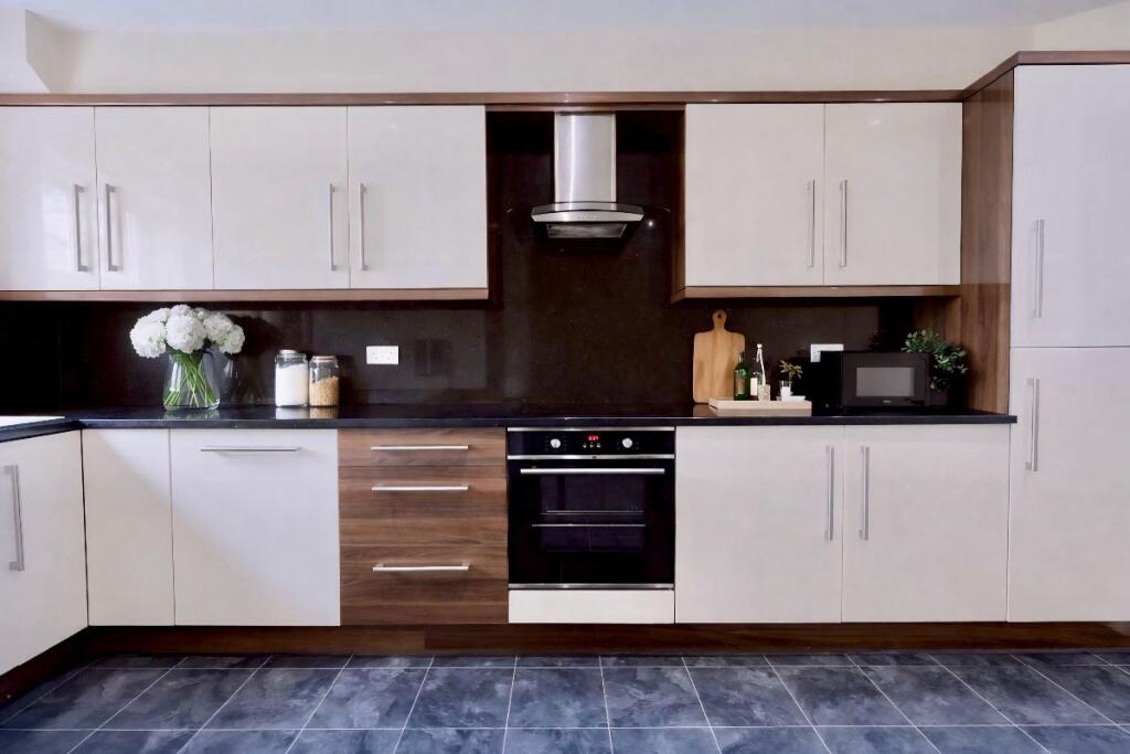 House in Sheffield - View 5