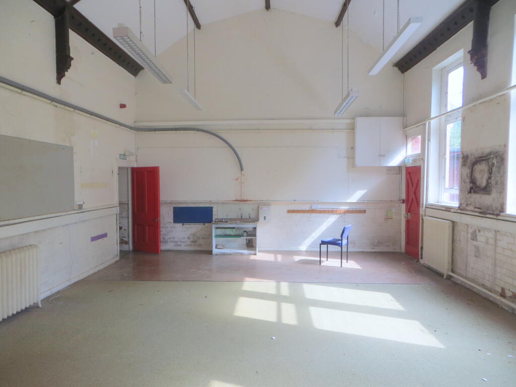 Classroom (A6)