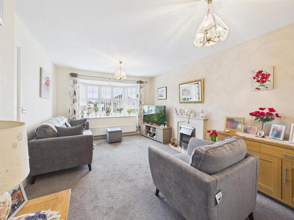 Tintern Avenue, Bridlington photo 3