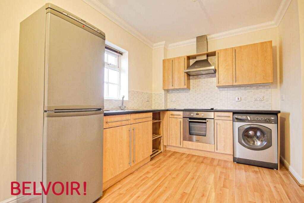 Apartment in Gloucester - View 4