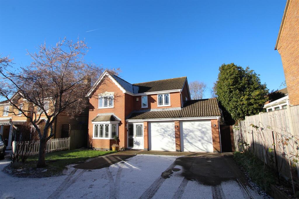 Main image of property: Pavilion Close, Fair Oak, Eastleigh