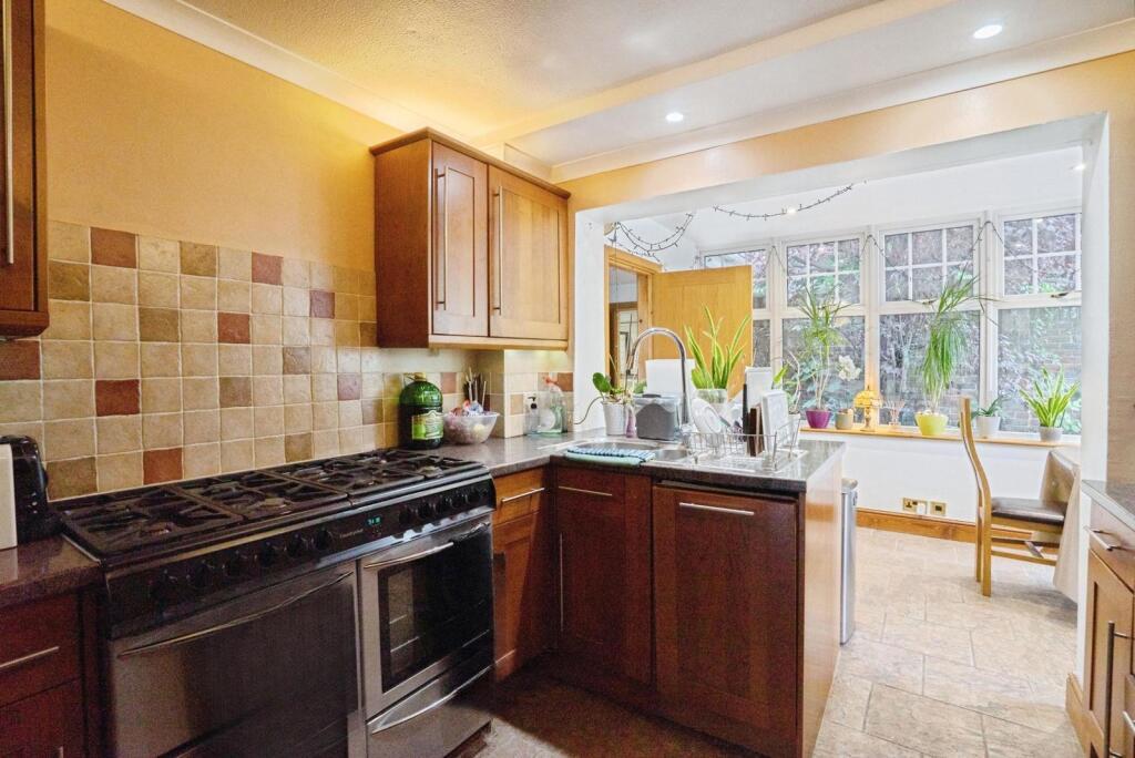 House in Brighton - View 4
