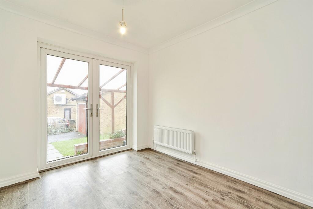 Additional image 3 of Carnoustie Grove, BINGLEY