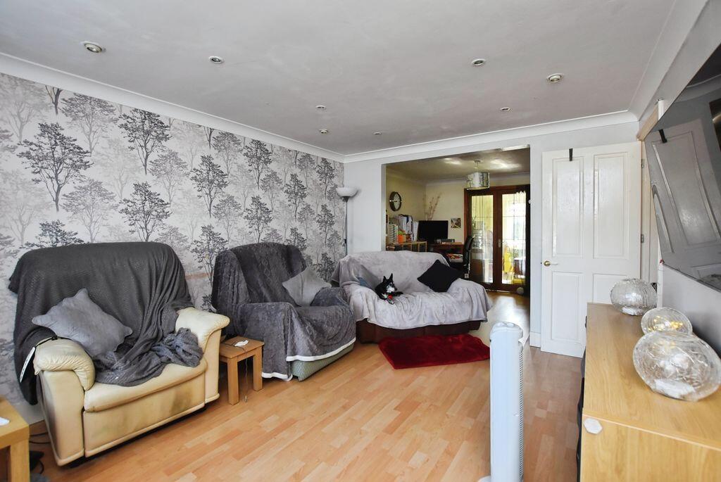 Spiders Island, Alderbury           ***VIDEO TOUR*** photo 4