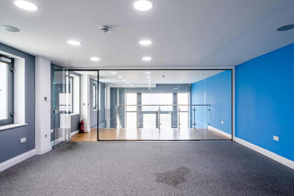 Hoxton St 128 - Low Res 17.jpg