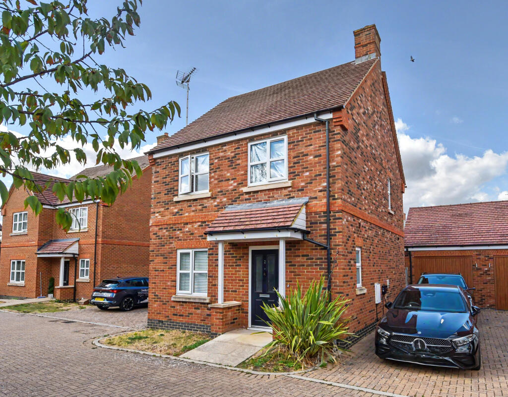 Main image of property: Meadow Brook, Stoke Hammond, Milton Keynes, Buckinghamshire