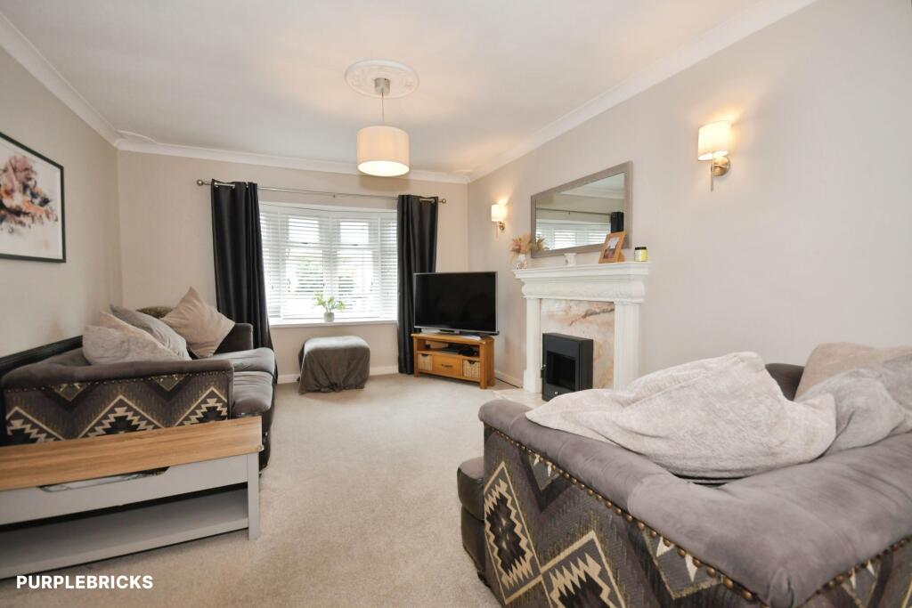 House in North East Derbyshire, Wessington - View 4