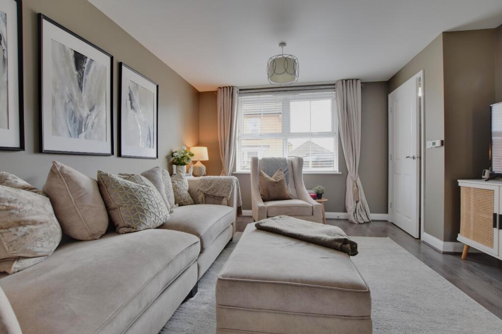 House in Maldon, Southminster - More