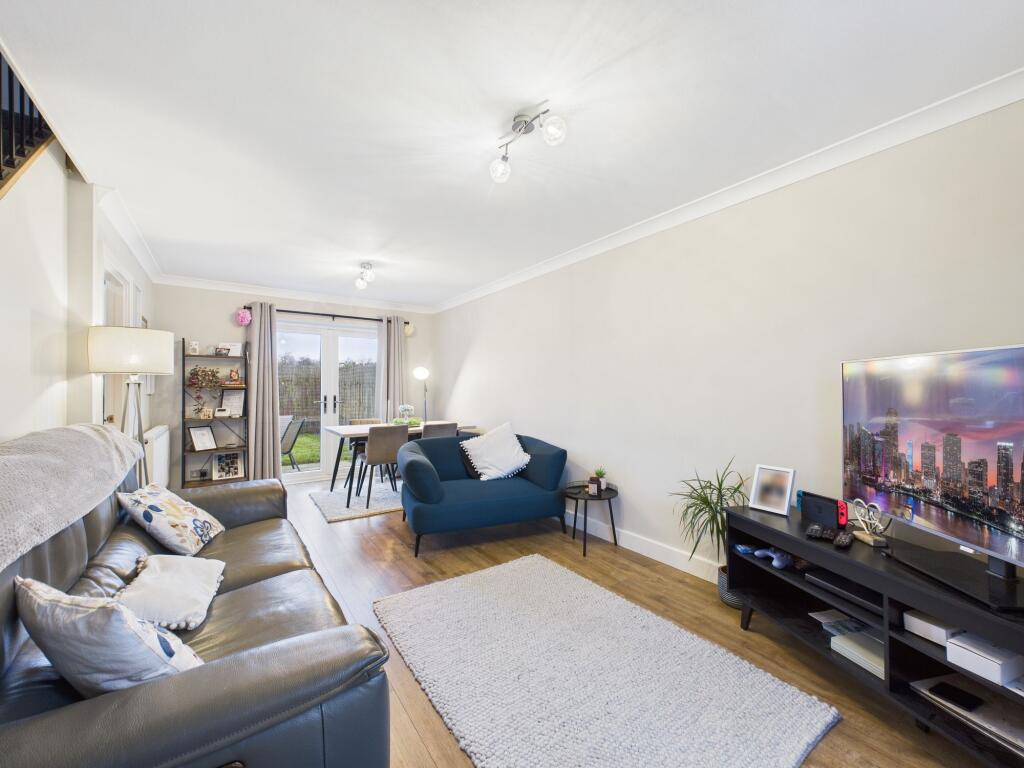 Clifton Court, Springwell, NE9 - View 2