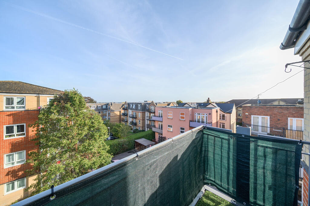 Apartment in London - View 4