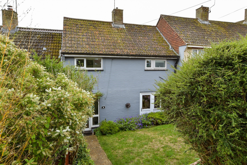 Cowley Drive, Woodingdean, Brighton, East Sussex photo 4