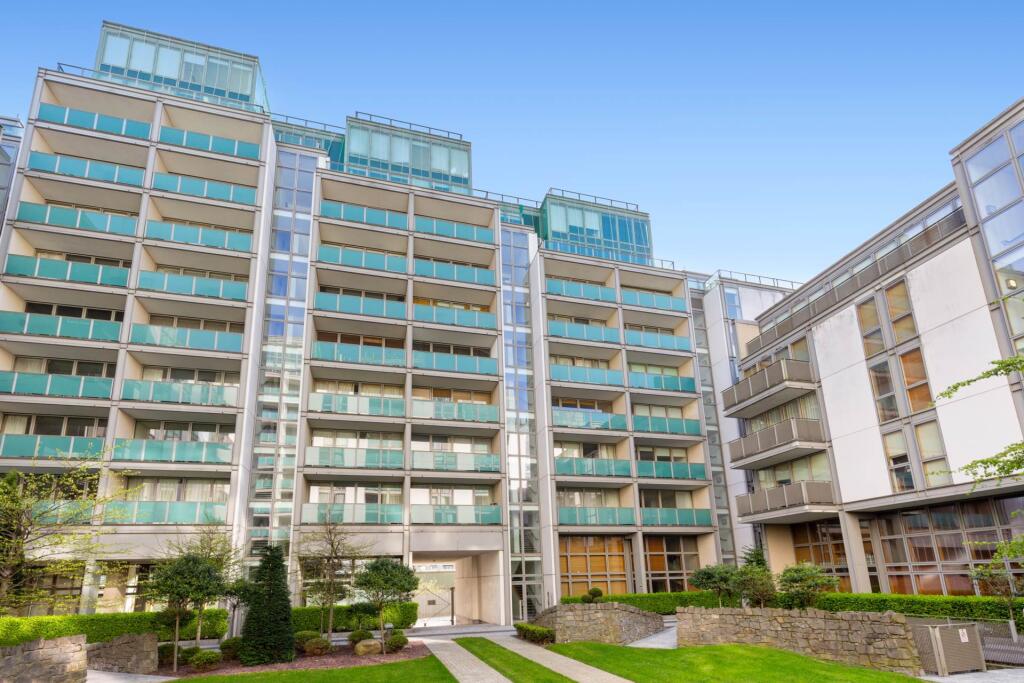 Main image of property: Apt 56 Packenham House, Spencer Dock