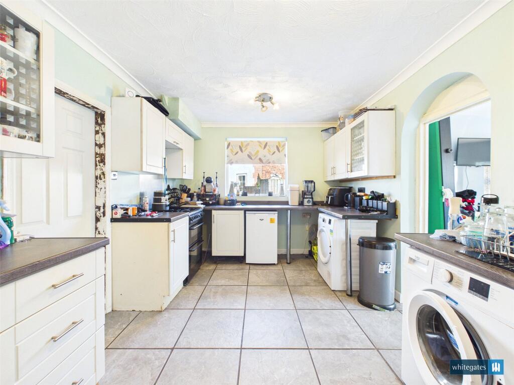 Grosvenor Crescent, Arksey, Doncaster, South Yorkshire, DN5 photo 2