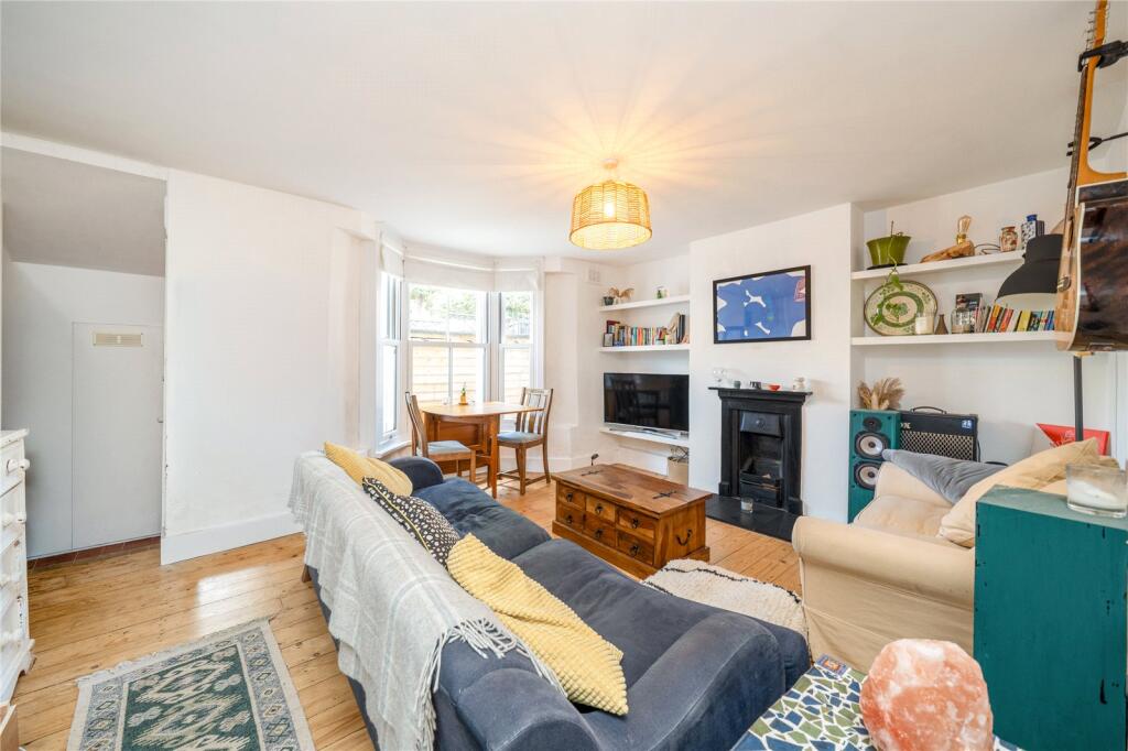 Apartment in London, Clapton Park, Homerton - View 3