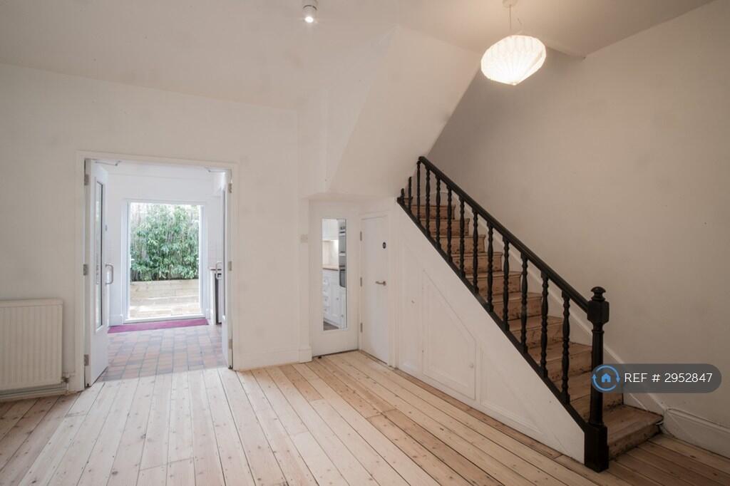House in London, Holloway - View 4