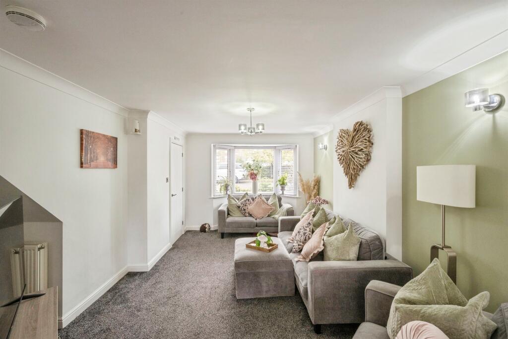 House in Barnsley, South Yorkshire - More