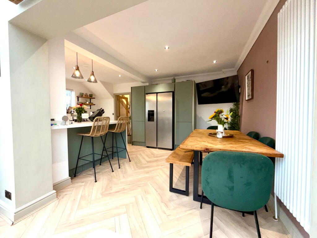 House in Sheffield, The Green, Penistone - More