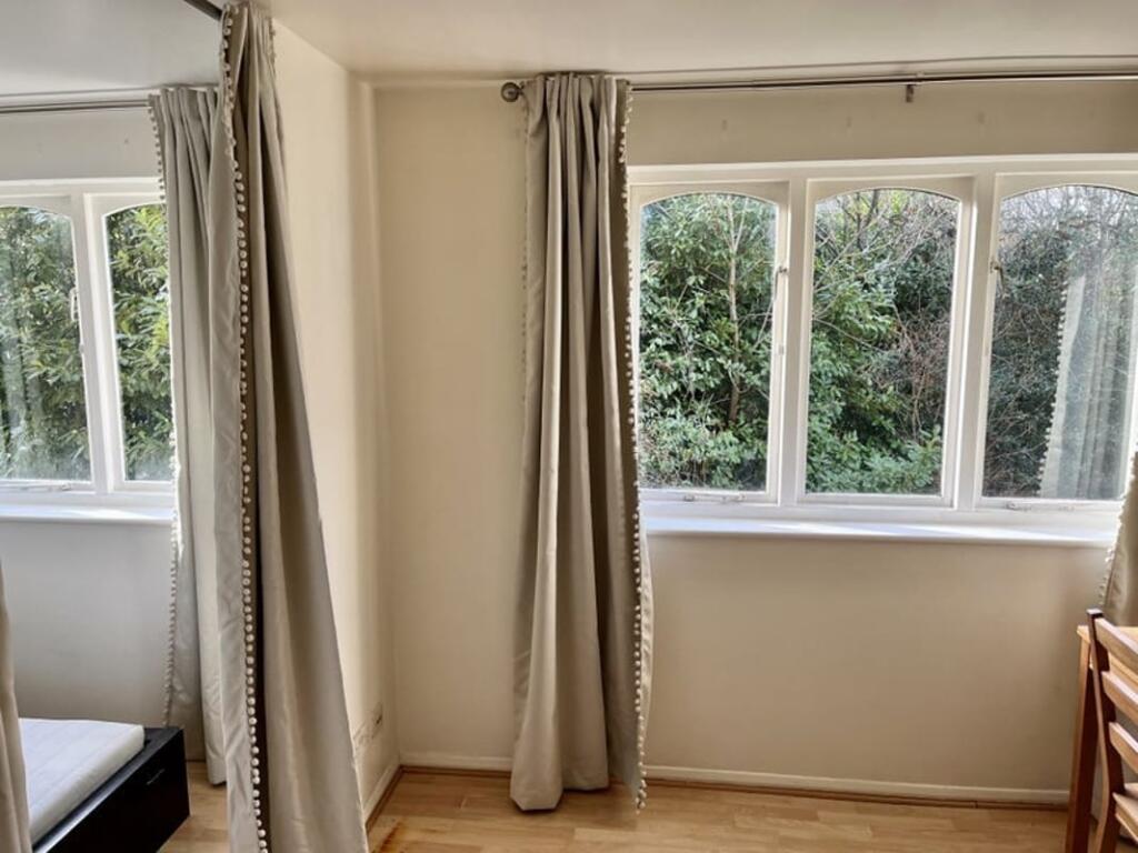 Main image of property: Carew Court, Samuel Close, London, SE14