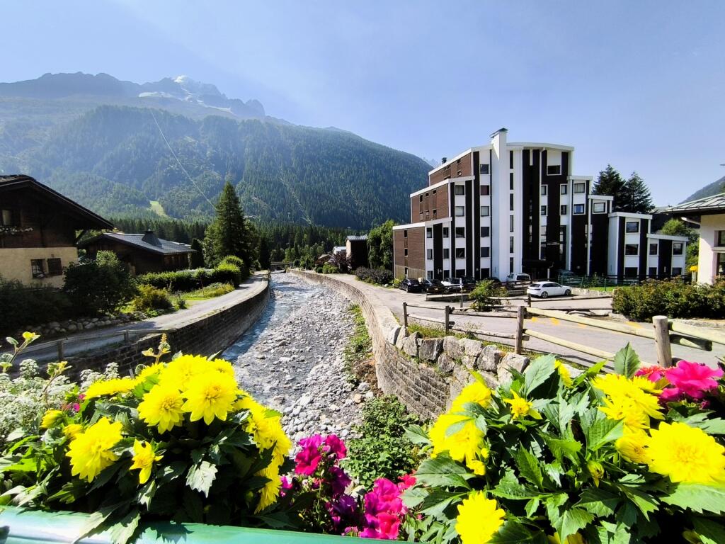 Main image of property: 74400 argentiere