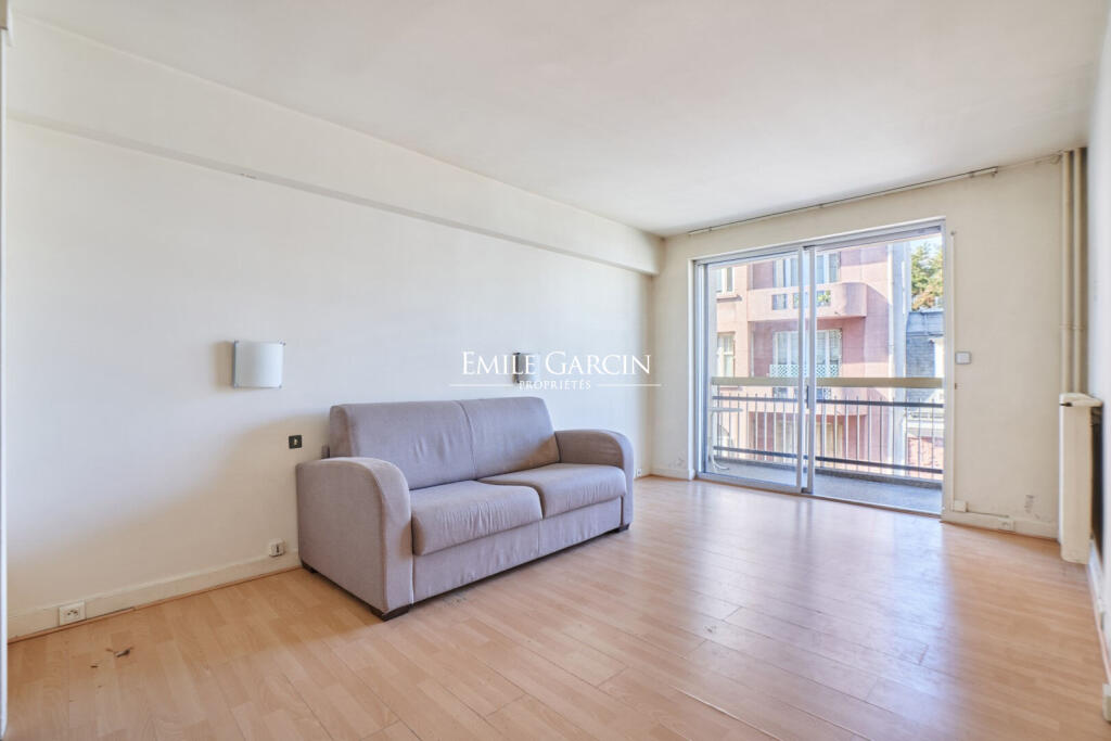 Main image of property: Paris-Isle of France, Paris, Paris 16