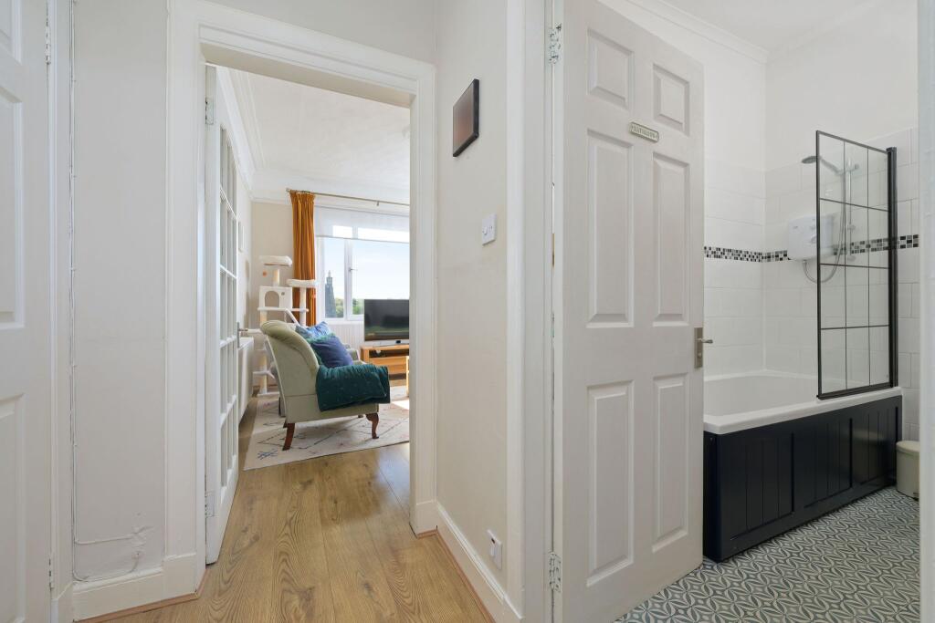 Apartment in Edinburgh - View 5