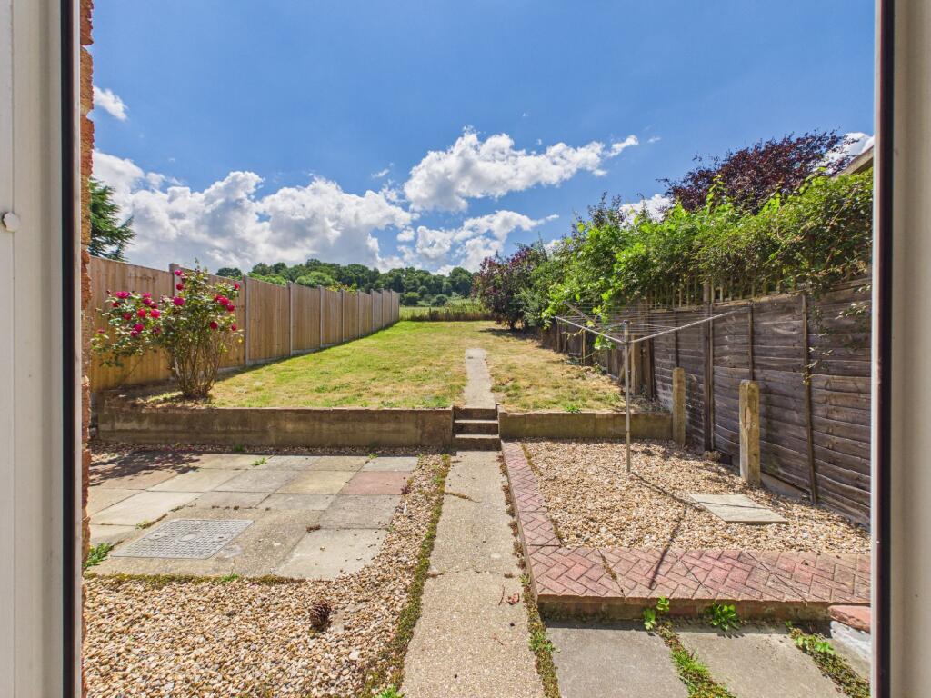 Weynor Gardens, Kelling, NR25 - View 4