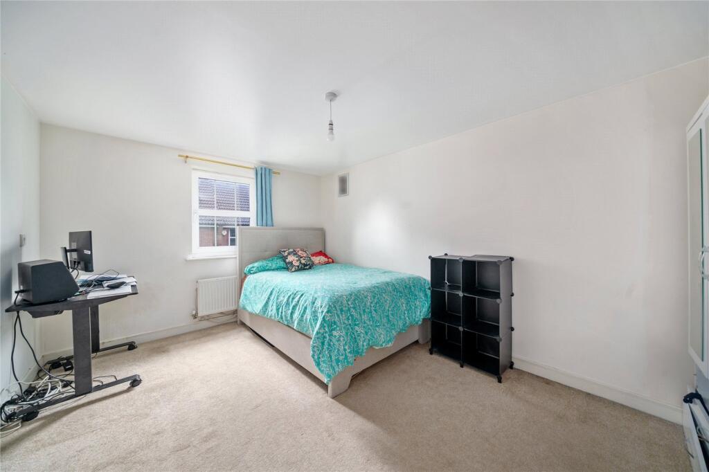 Apartment in London - View 5