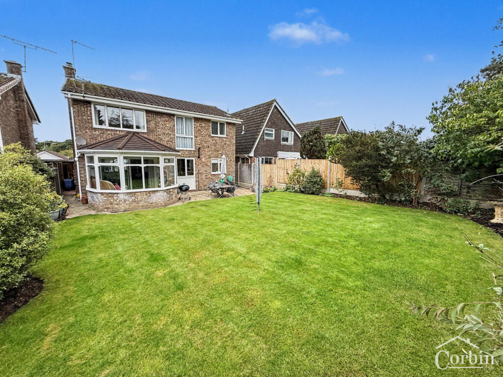 House in Bear Cross, Bearwood, Poole - View 2