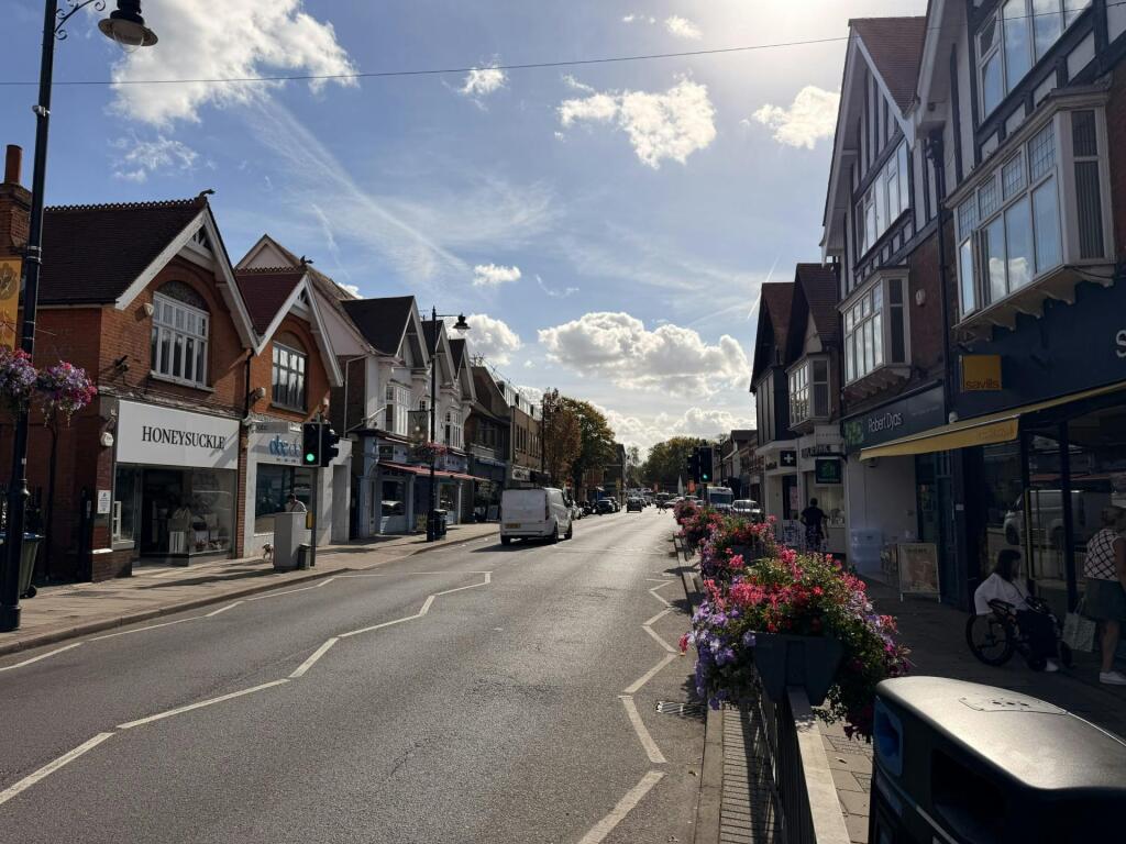 HIGH ST COBHAM.jpg