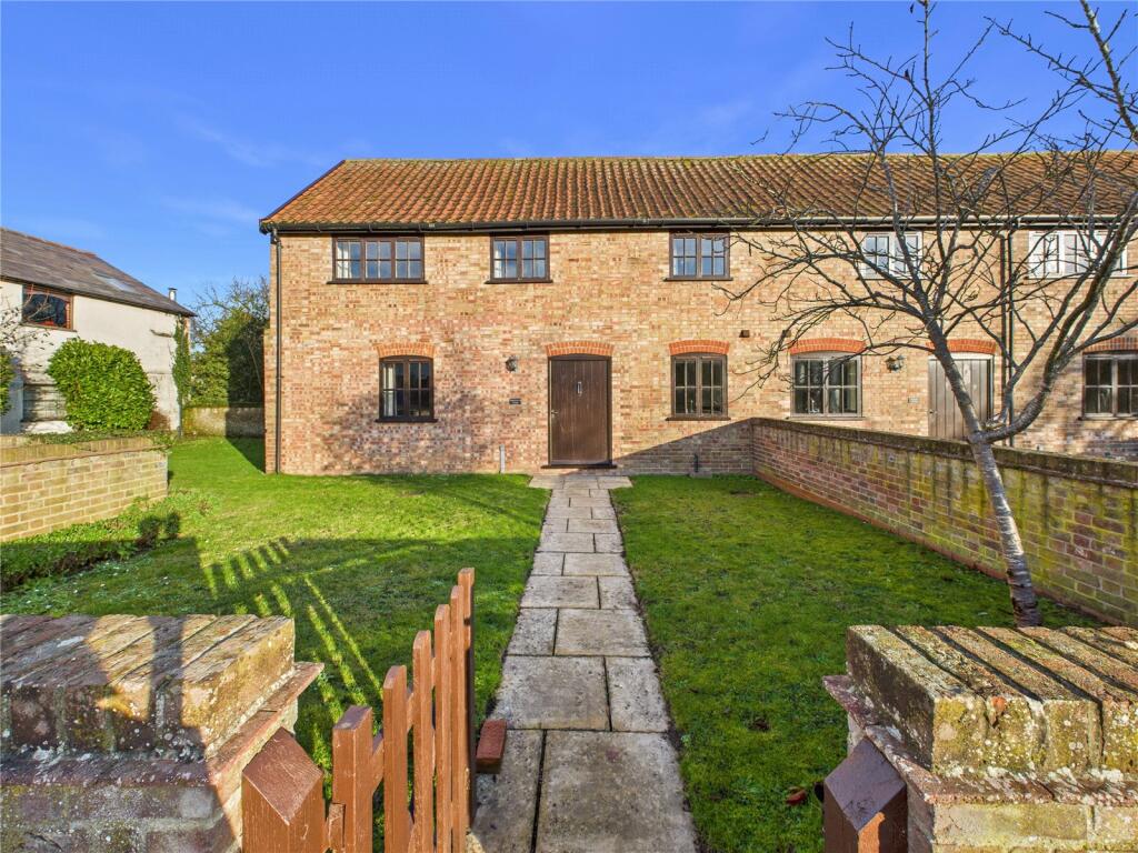 3-bed terraced on High Street, Sproughton, Ipswich, Suffolk, IP8, £290,000