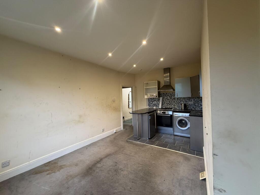 Apartment in Brighton - View 2