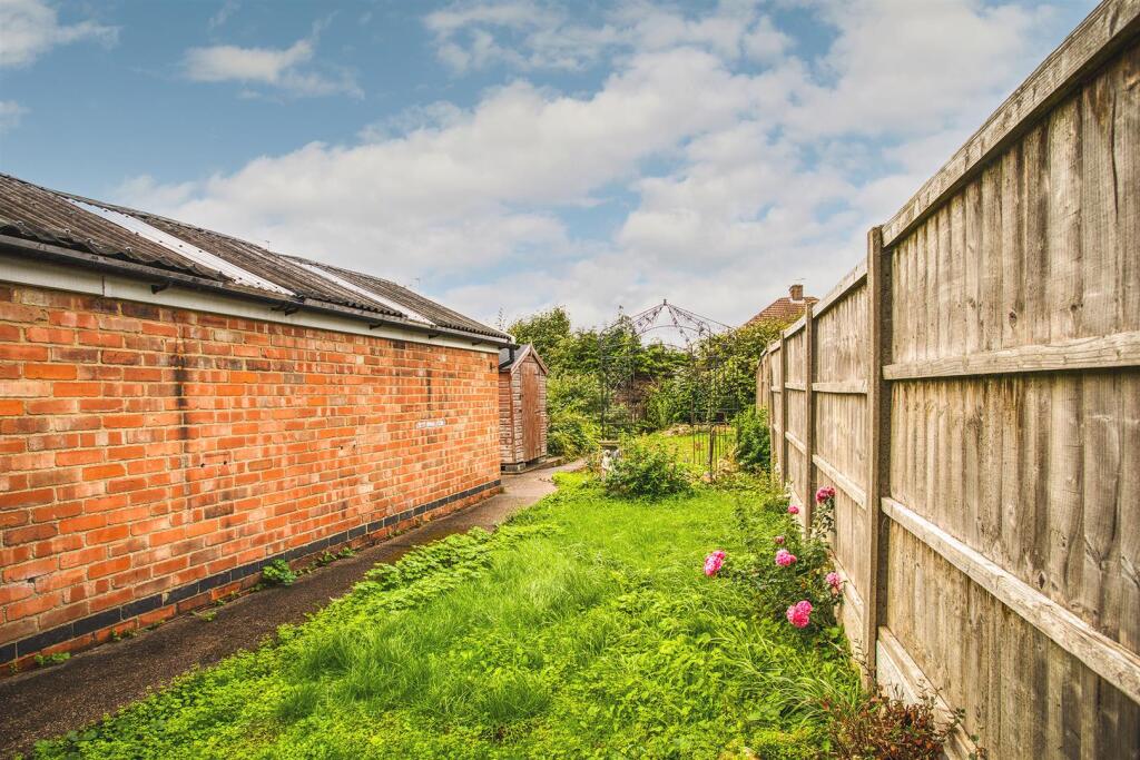 Buxton Road, Chaddesden, Derby photo 4