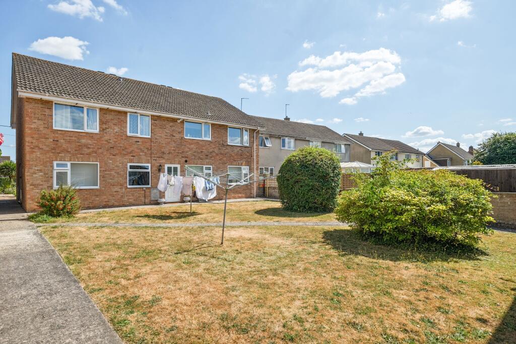Pitman Court, Trowbridge, BA14 0EL photo 4