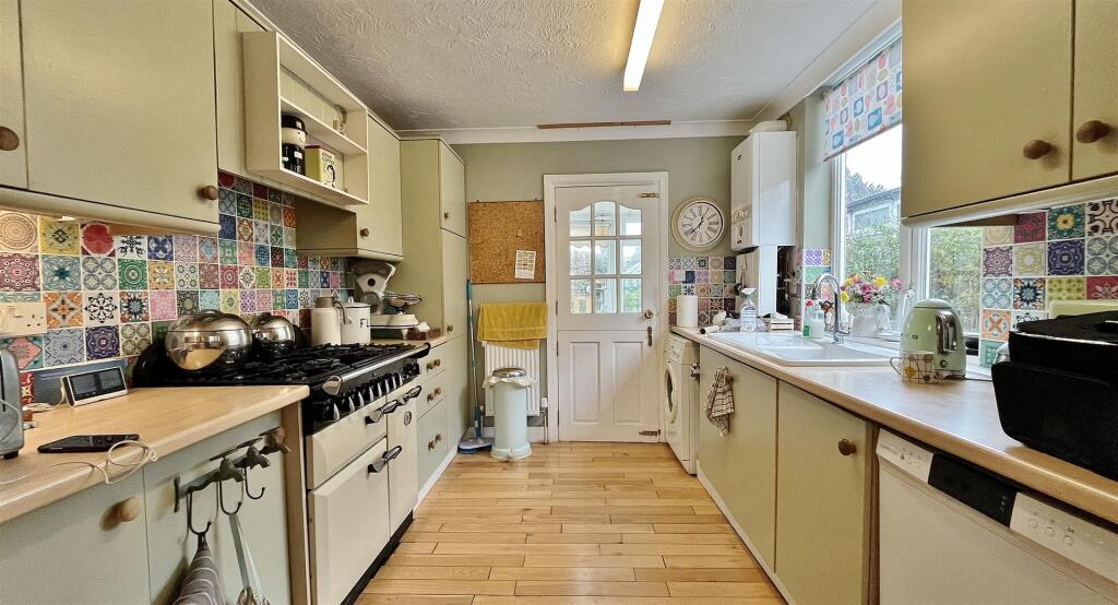 Elm Grove, Kirby Cross, Essex photo 3