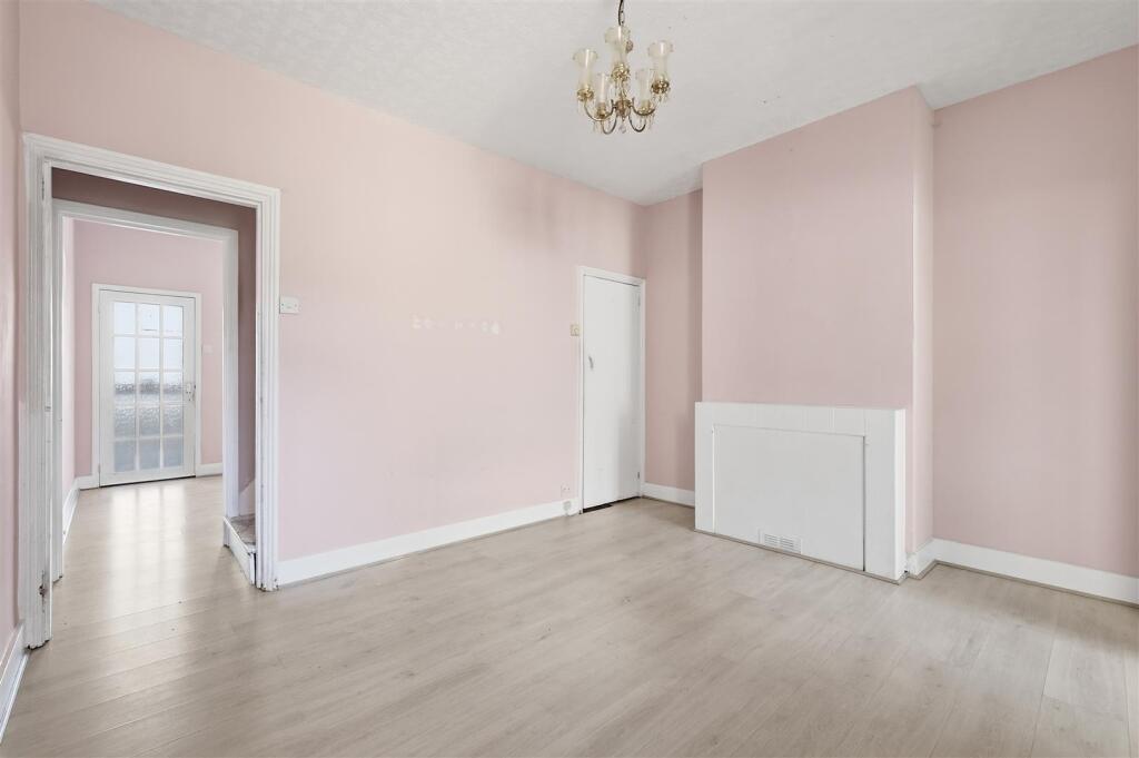 Rotherfield Road, Enfield photo 4