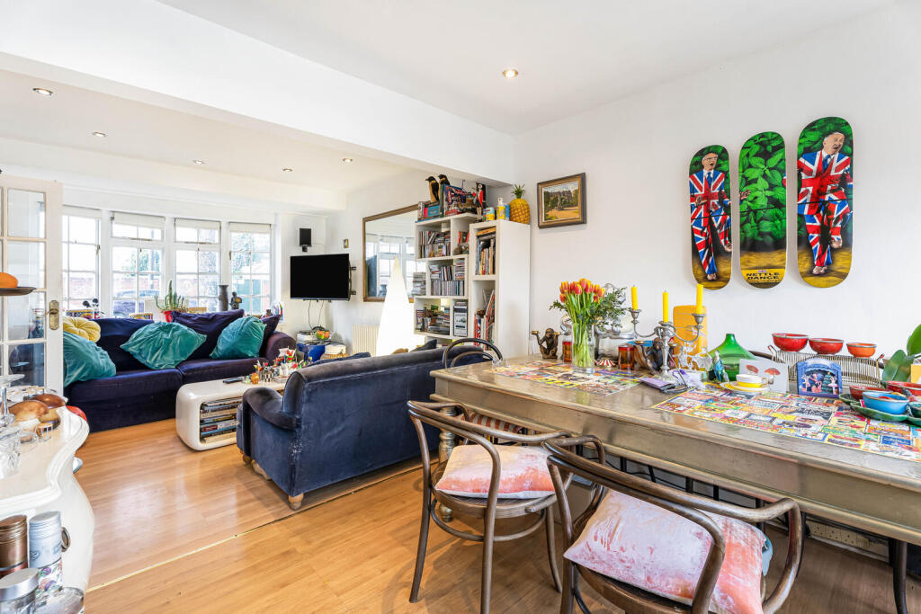 House in London - View 4