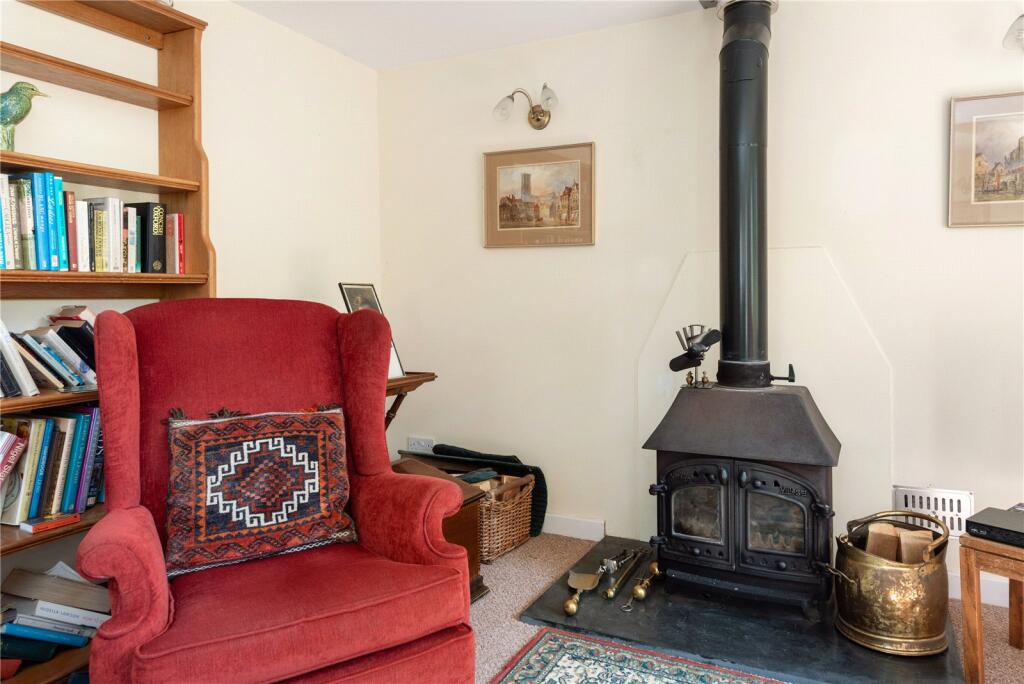 Hambledon, Waterlooville, Hampshire, PO7 - View 4
